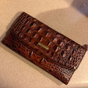 Brahmin wallet